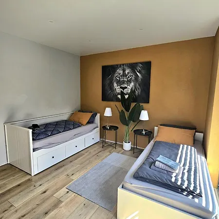Moderne 3-zimmer-wohnung Nahe Dem Schloss *