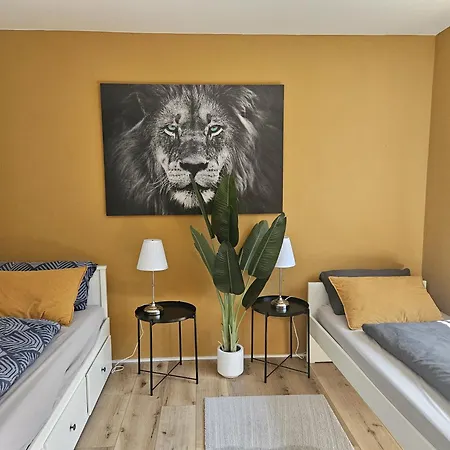 Moderne 3-zimmer-wohnung Nahe Dem Schloss Apartment *