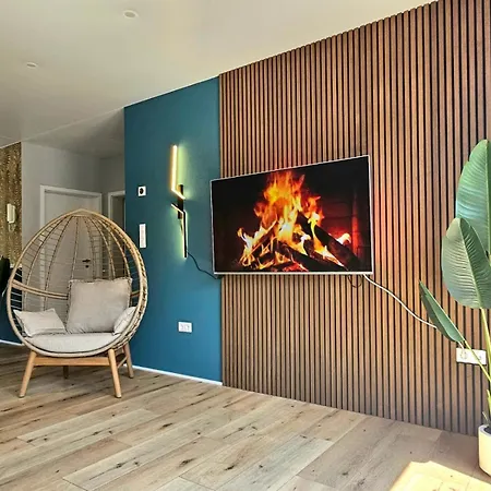 Moderne 3-zimmer-wohnung Nahe Dem Schloss