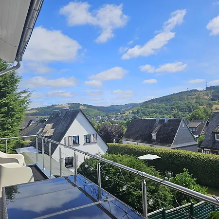 Moderne 3-zimmer-wohnung Nahe Dem Schloss *