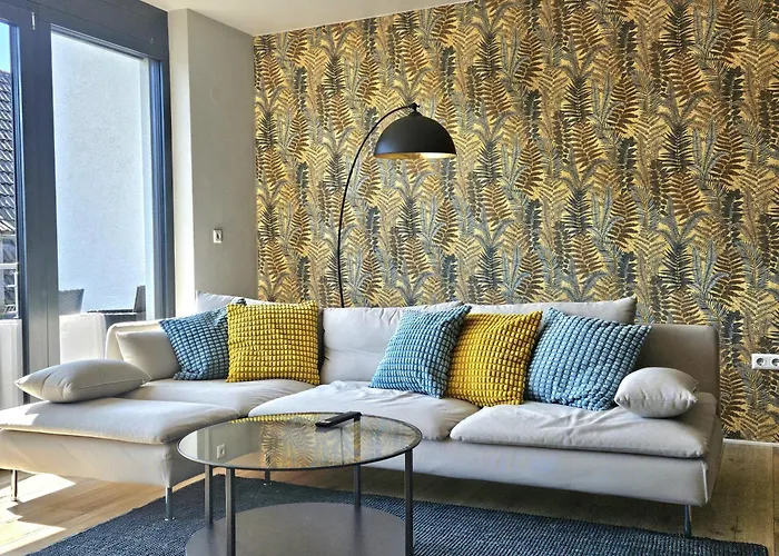 Moderne 3-zimmer-wohnung Nahe Dem Schloss *