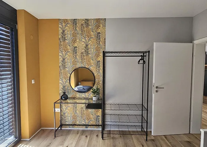 Moderne 3-zimmer-wohnung Nahe Dem Schloss Apartman *