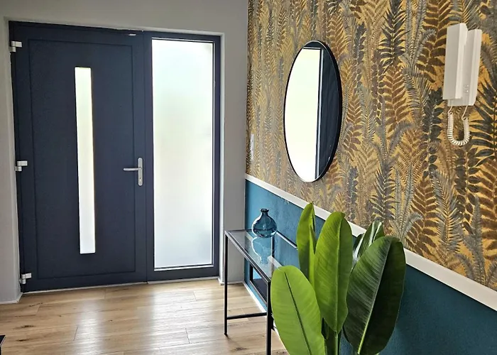 Moderne 3-zimmer-wohnung Nahe Dem Schloss Apartman Bad Berleburg